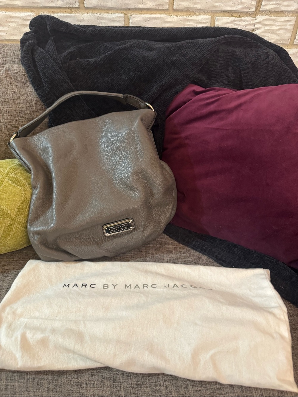 Marc Jacobs Q Hillier Bag